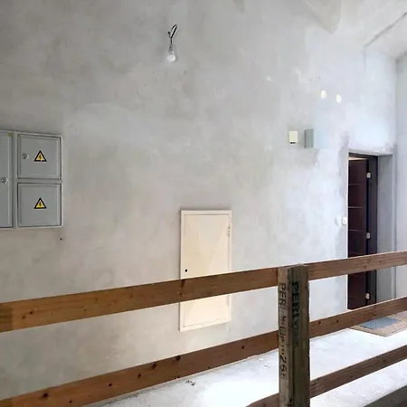 With Gallery Sleeps 4, Close * Medulin